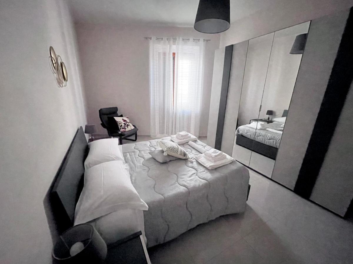 La Dimora Degli Avi Apartment Matera Bagian luar foto