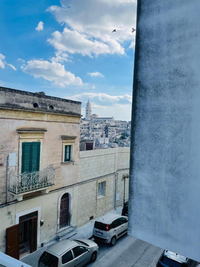 La Dimora Degli Avi Apartment Matera Bagian luar foto